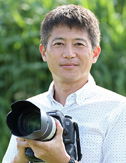 山﨑友也氏